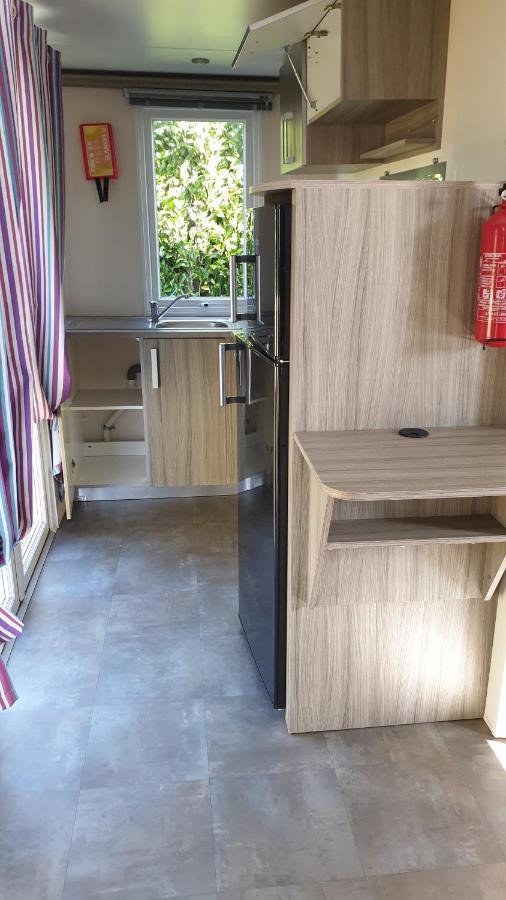 Mobil Home 6-8 Places Parcelle 4 Climatise Biville-sur-Mer Ngoại thất bức ảnh